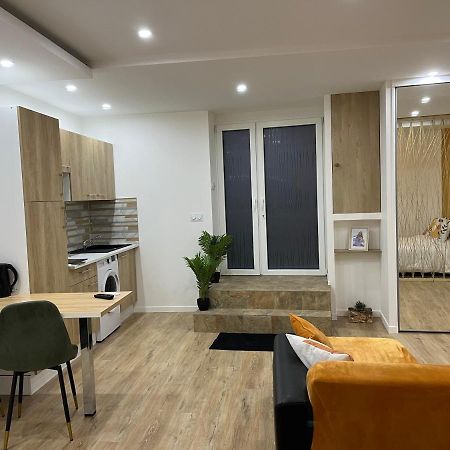 Appartement Luxe Jaune Saint-Etienne  Luaran gambar