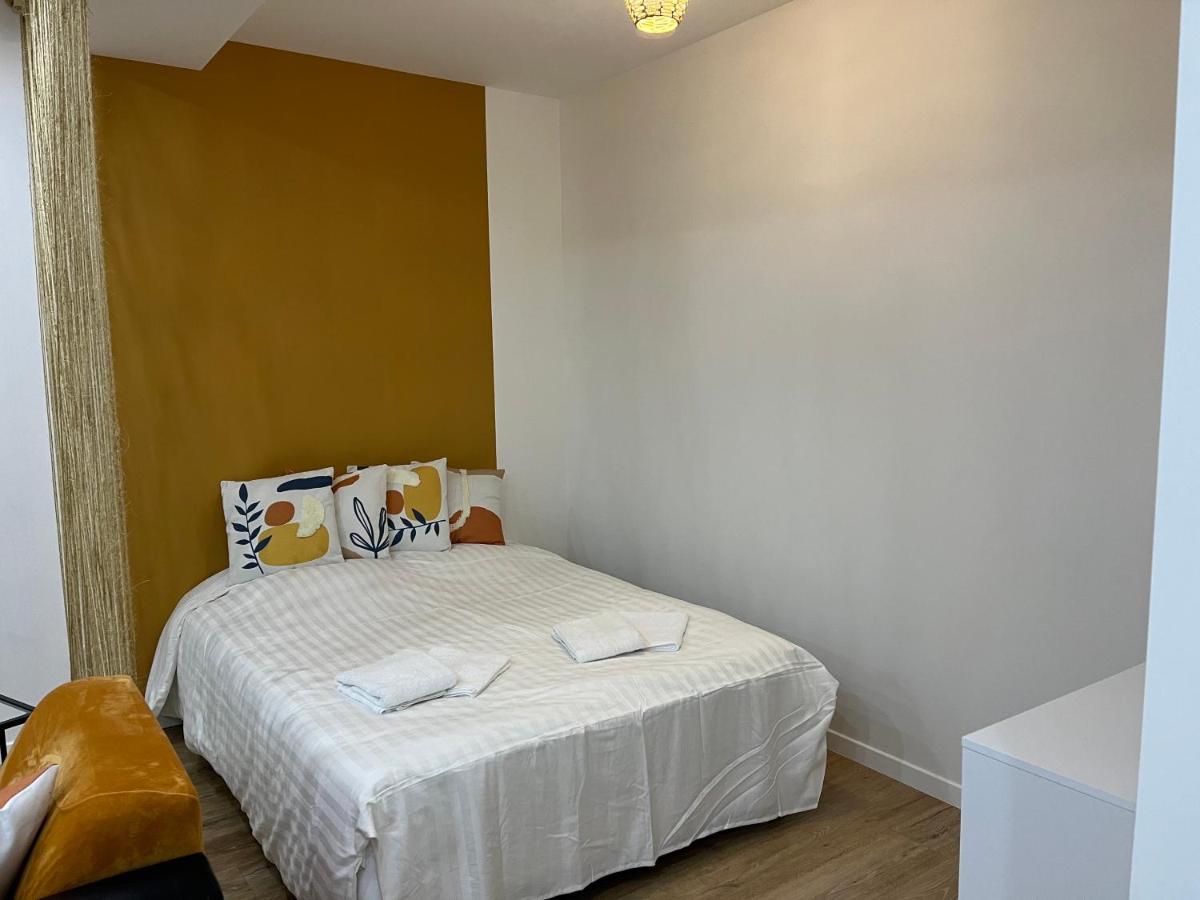 Appartement Luxe Jaune Saint-Etienne  Luaran gambar