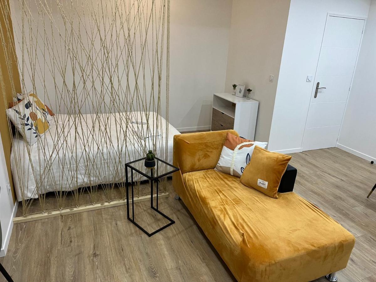 Appartement Luxe Jaune Saint-Etienne  Luaran gambar