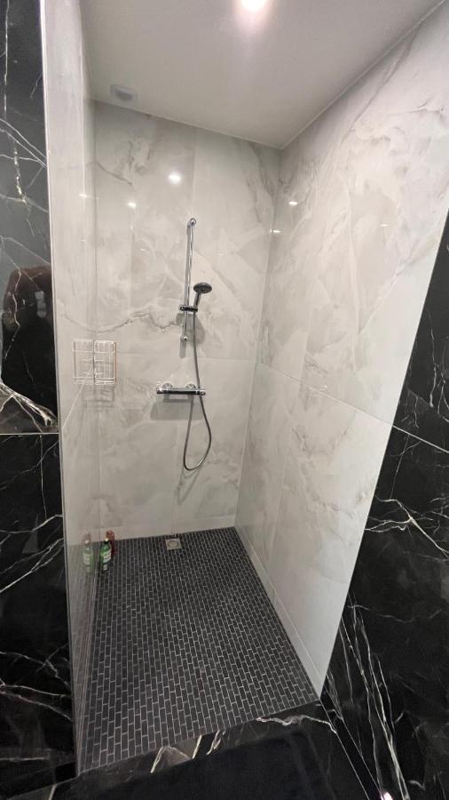 Appartement Luxe Jaune Saint-Etienne  Luaran gambar